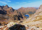 RIFUGIO BENIGNI (2222 m) ad anello dalla CIMA DI VAL PIANELLA (2349 m)-9ott23 - FOTOGALLERY